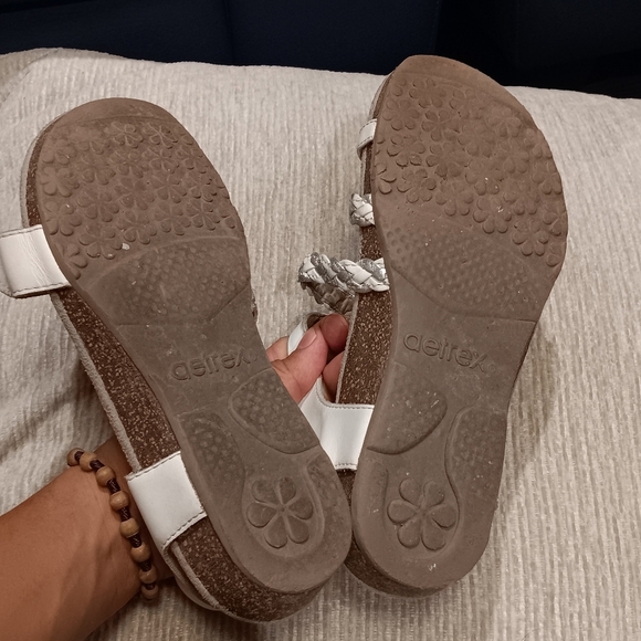 Aetrex White Braided Sandals Sz 6.5 - Picture 5 of 5
